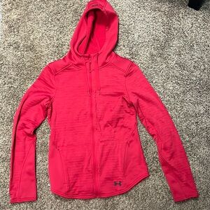 women’s small under armor zip up